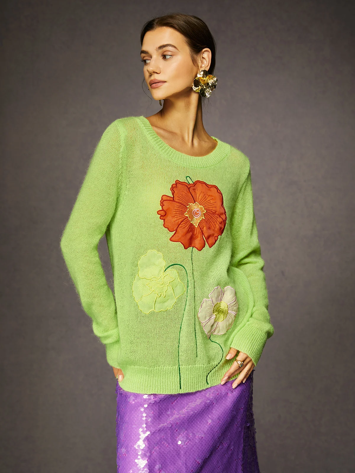 Round Neck Embroidered Floral Loose Sweater