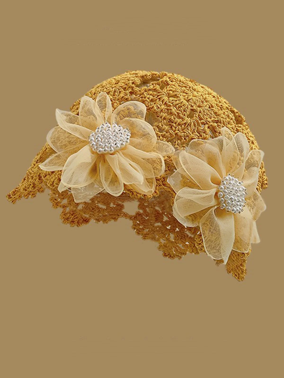 Elegant Imitation Pearls Applique Knitted Hat