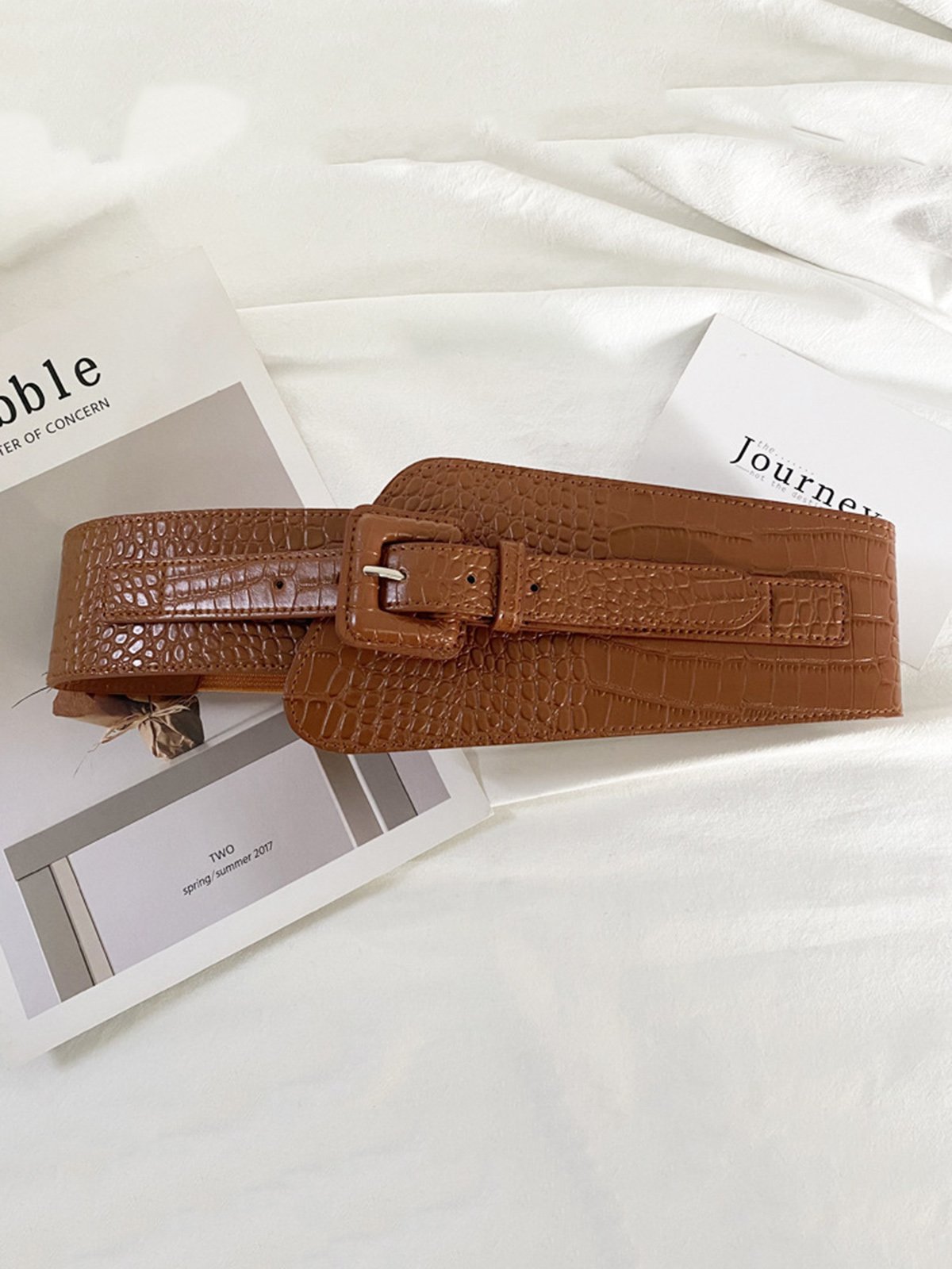 Casual Crocodile Embossed Irregular Girdle Belt