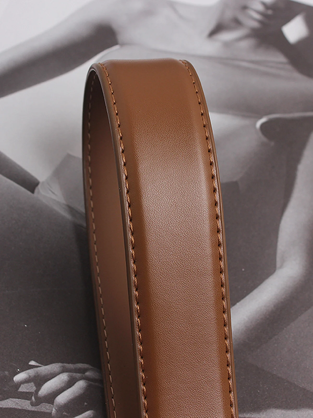 Ladies Leather Large Metal Buckle Belt