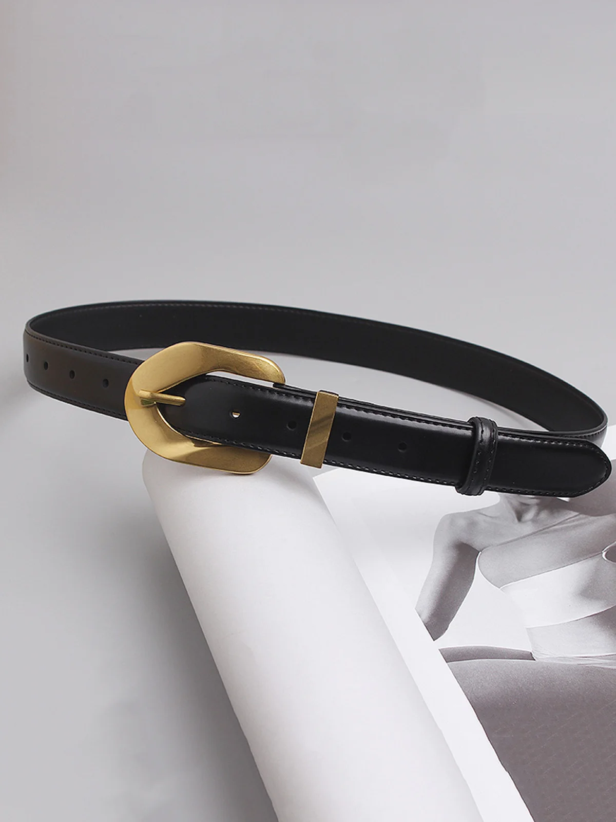 Ladies Leather Large Metal Buckle Belt