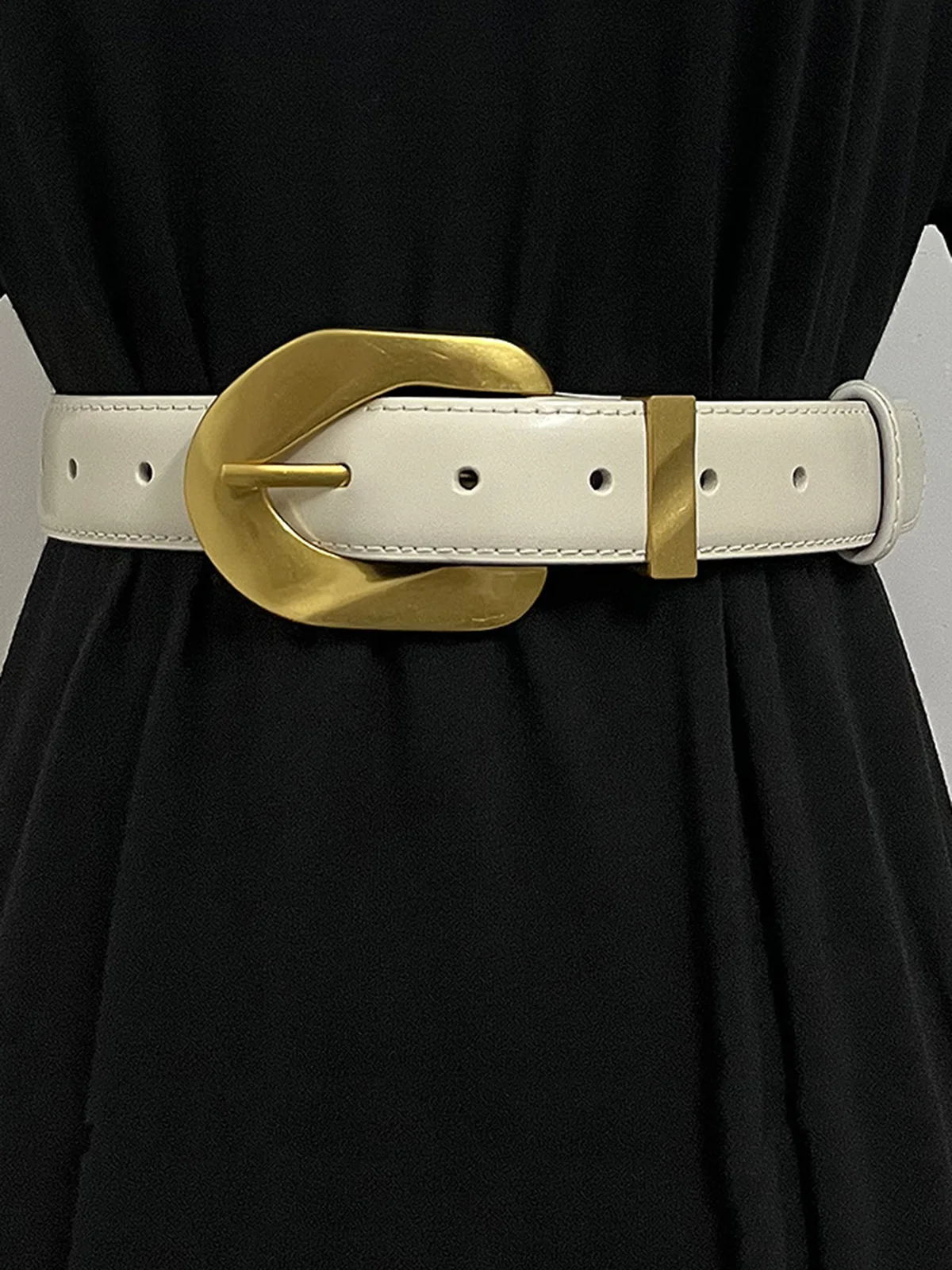 Ladies Leather Large Metal Buckle Belt