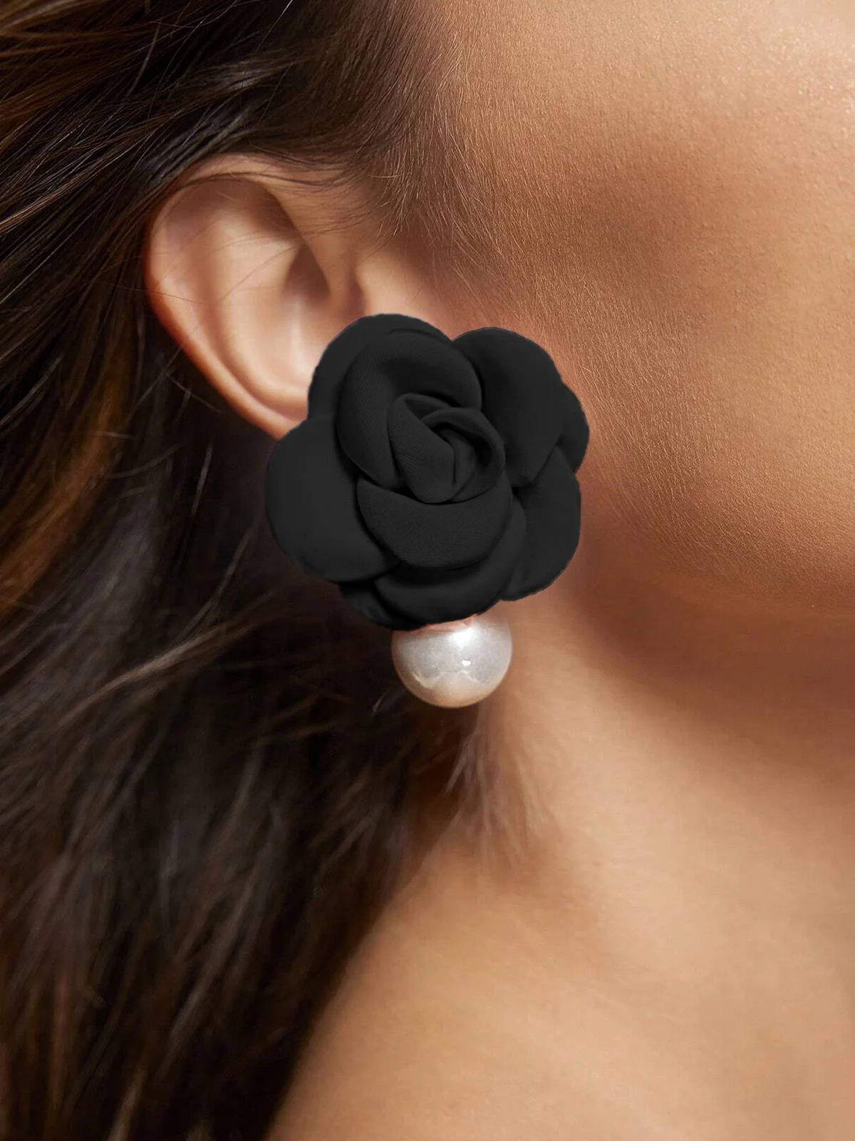 Elegant Flower Imitation Pearl Dangle Earrings