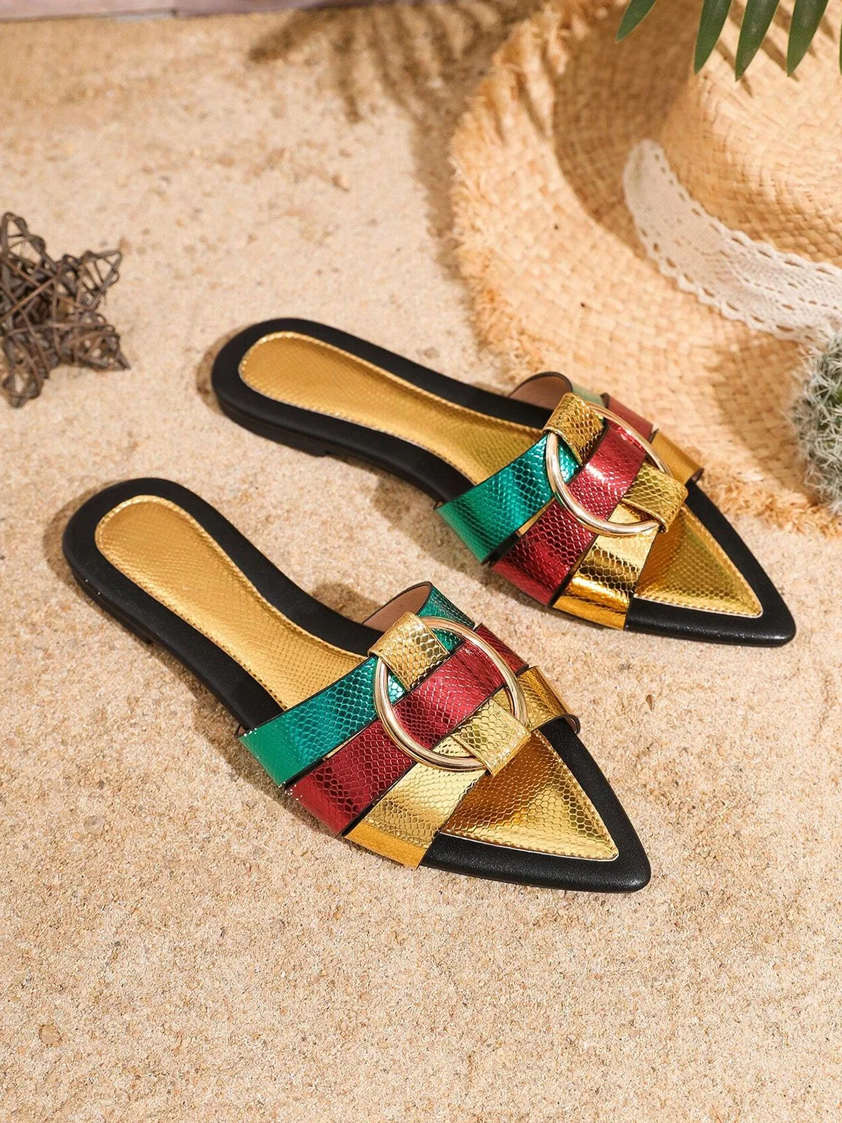 Color-block Weave Metal Ring Decorated Slide Sandals