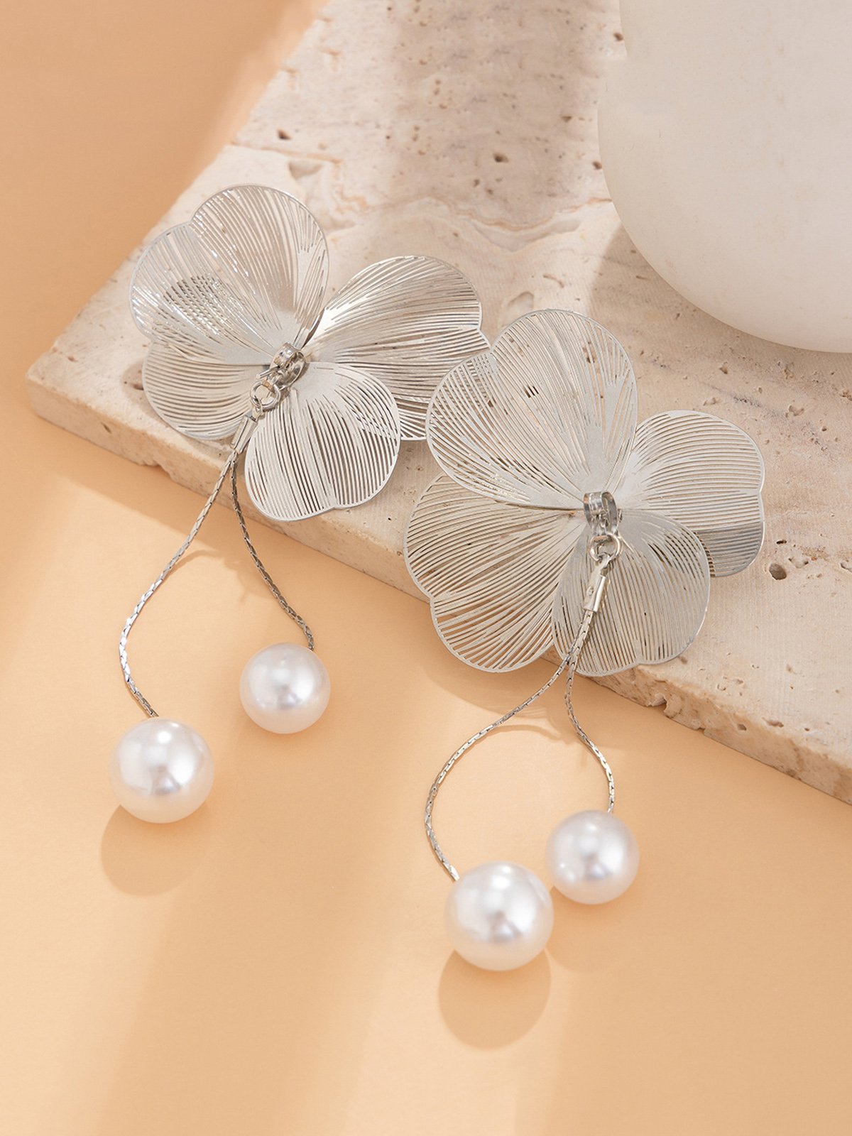 1pair Elegant Hollow Out Flower Imitation Pearl Tassel Earrings