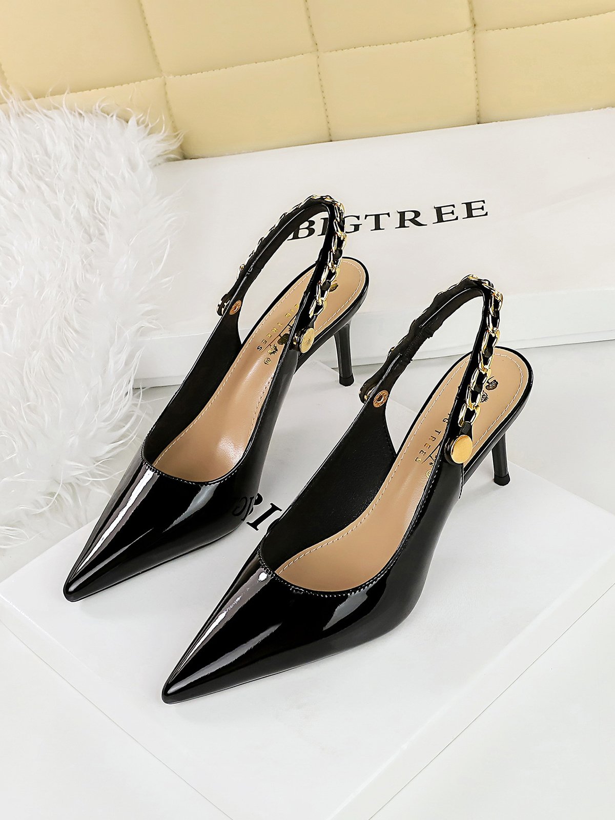 Versatile Black Metal Chain Slingback Pumps