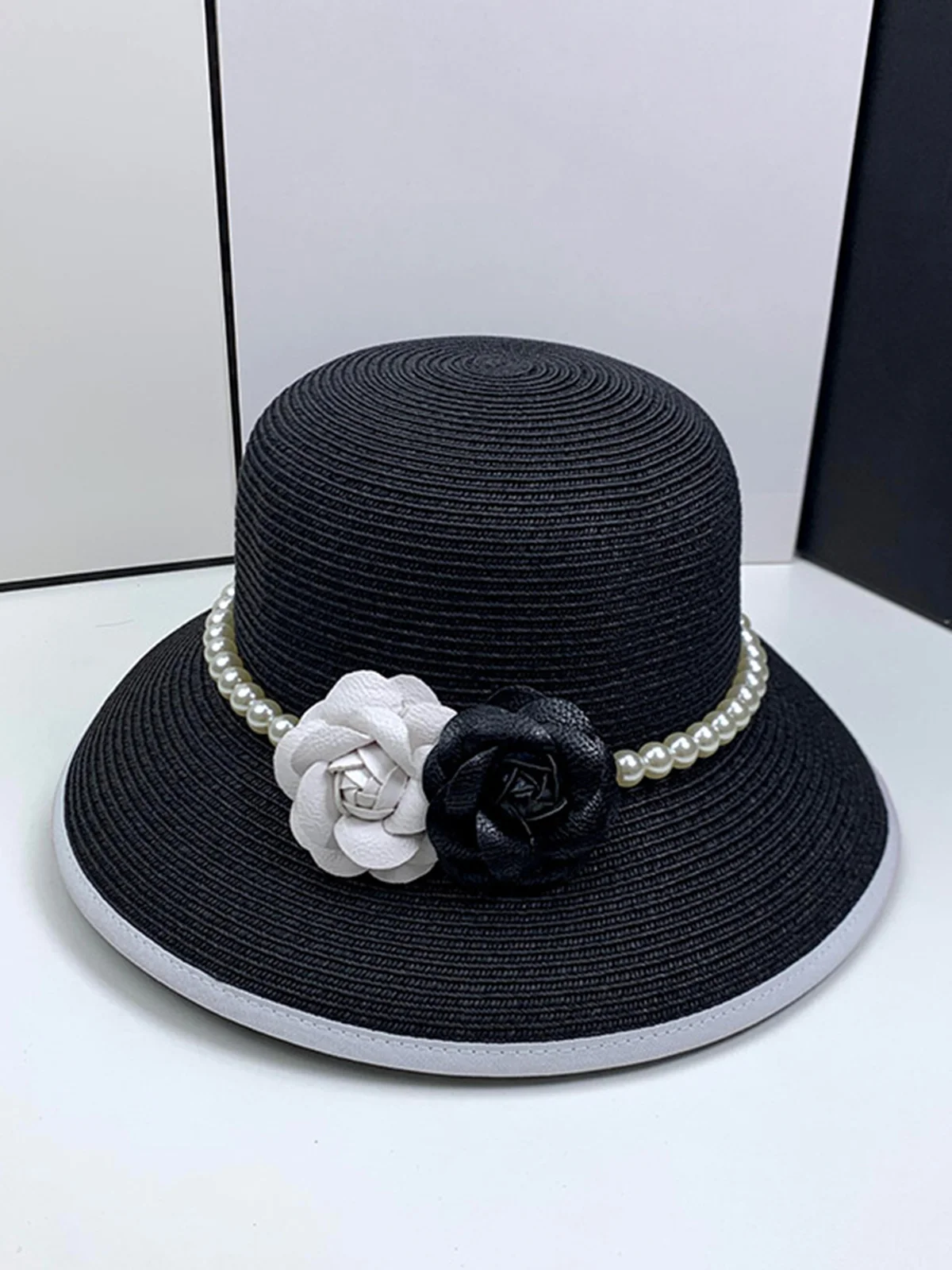 Elegant Imitation Pearl Camellia Handmade Straw Sun Hat