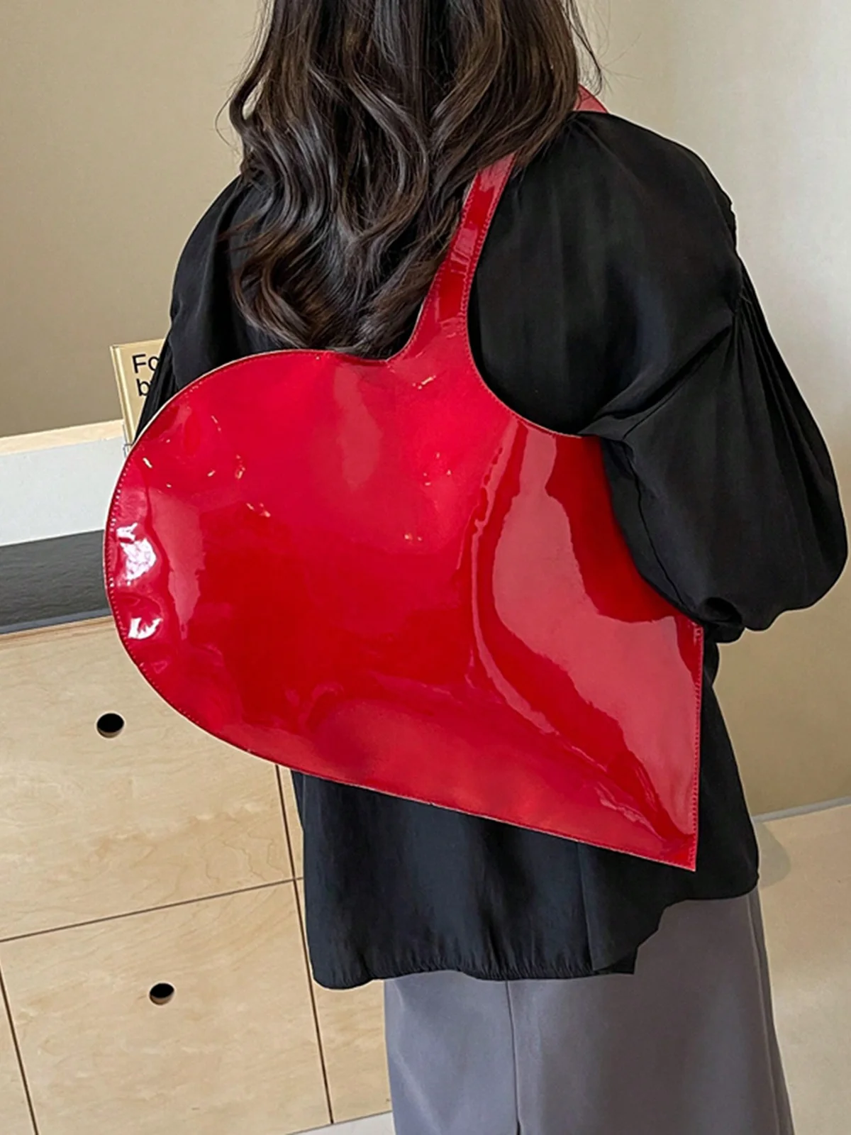 Fashionable Large Capacity Heart-Shaped Armpit Bag Multipurpose Handle Shoulder Bag