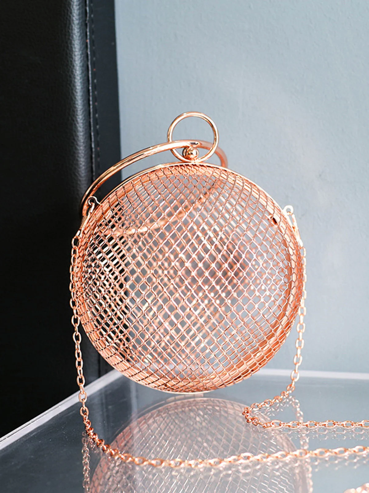 Metal Hollow Round Evening Handbag Spherical Mesh Crossbody Bag