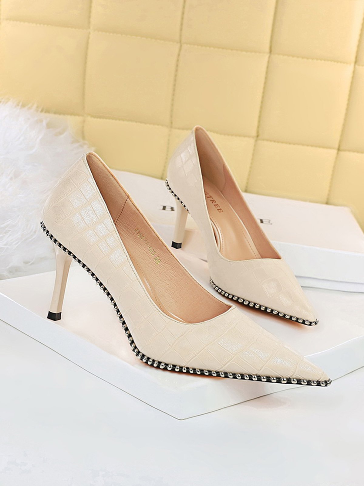 Minimalist Embossed Rivet Stiletto Heel Pumps