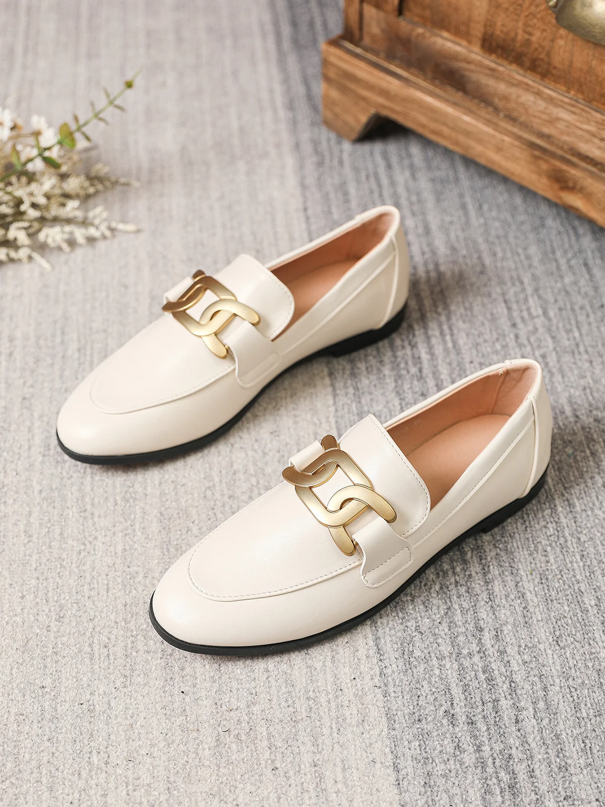 Vintage Metal Decor Loafers Elegant Work Shoes