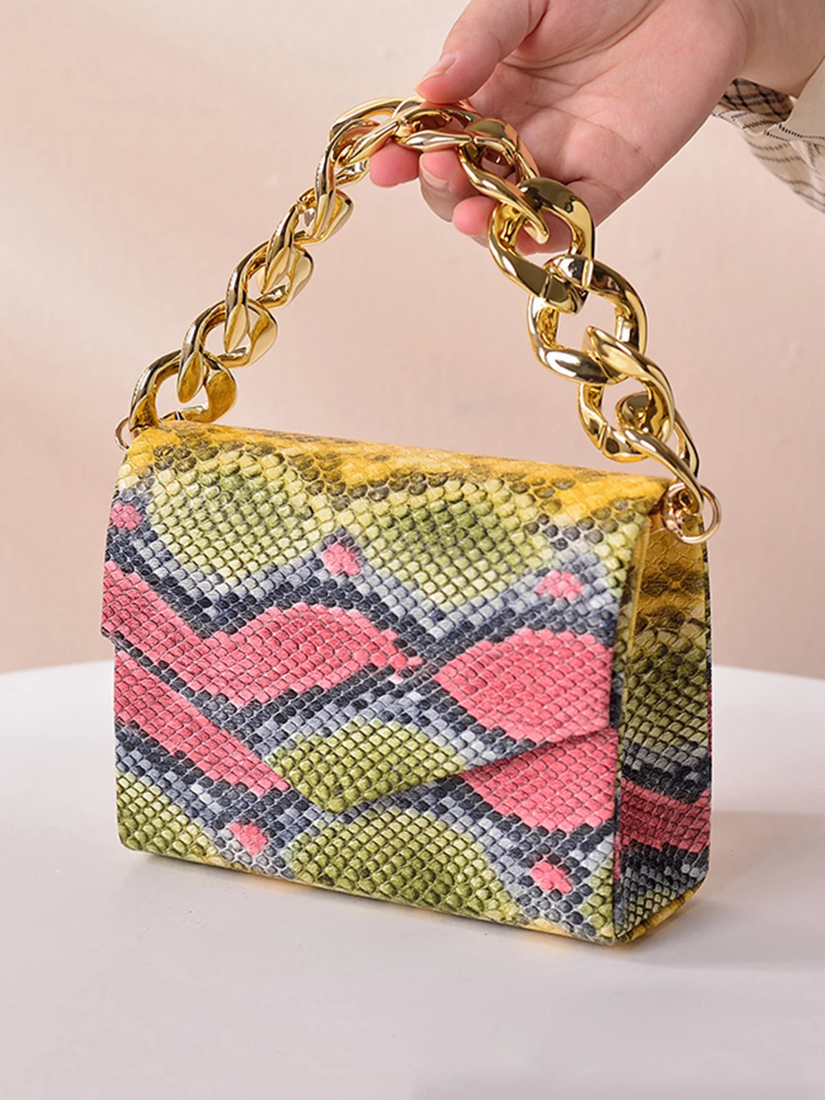 Fashion Snakeskin Square Metal Chain Handbag