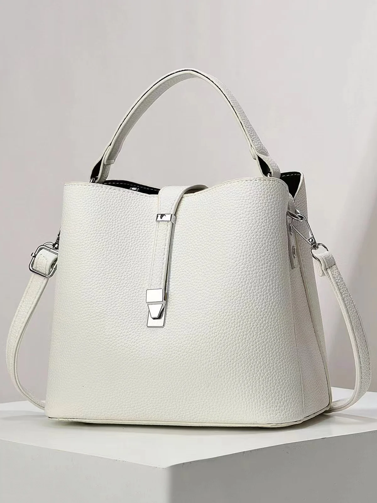 Minimalist Large Capacity Bucket Bag with Detachable Crossbody Strap