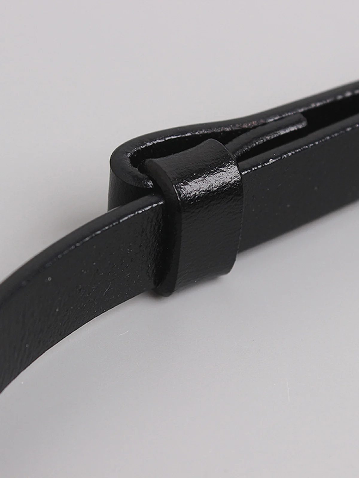 Irregular Hollow Out Split Leather Belt