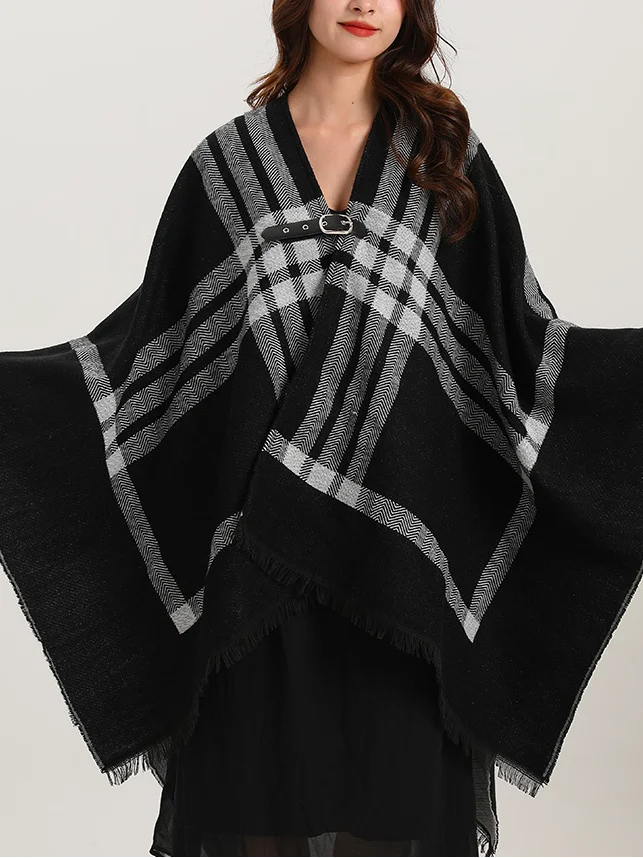 Elegant Plaid Contrasting Loose Buttoned Commuting Shawl