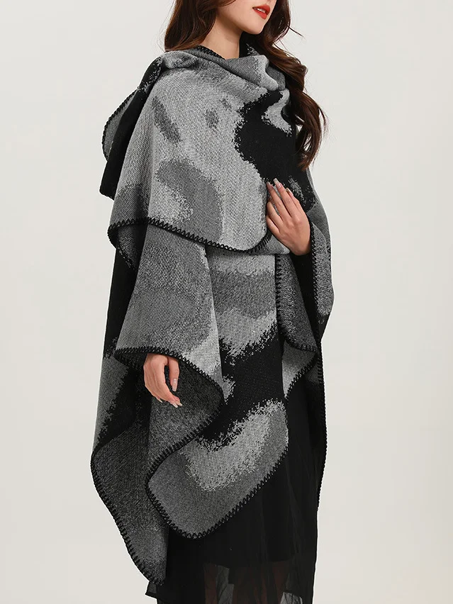 Elegant Plaid Contrasting Loose Buttoned Commuting Shawl