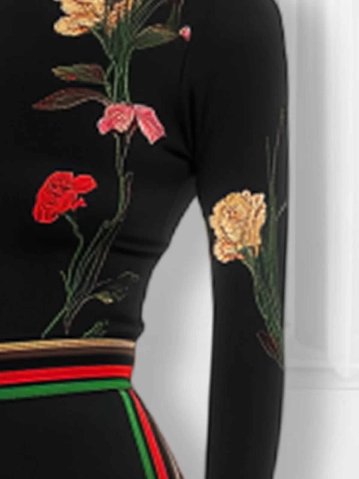 Floral Turtleneck Tight Long Sleeve Urban T-Shirt