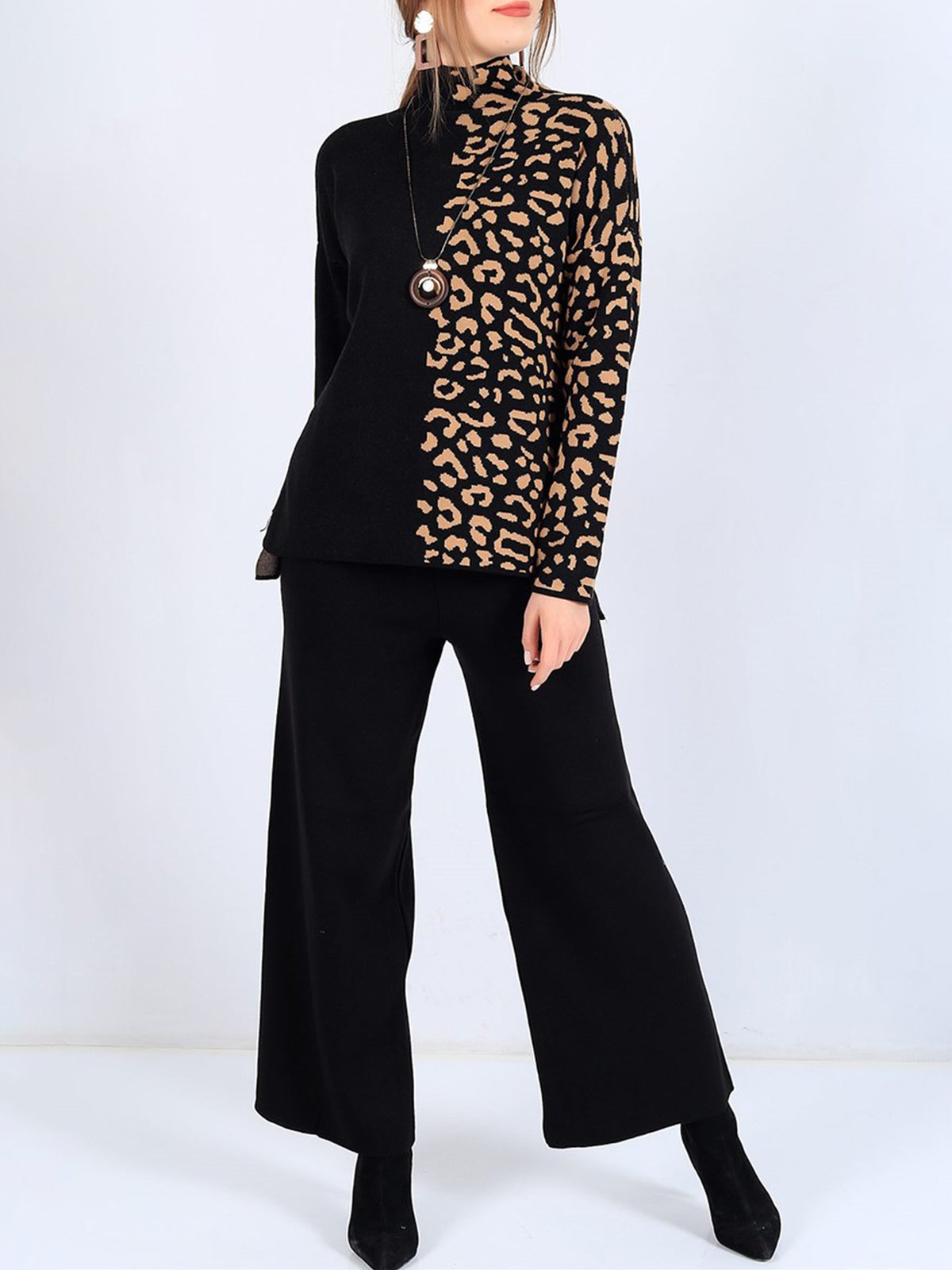 Casual Regular Sleeve Leopard Sweater