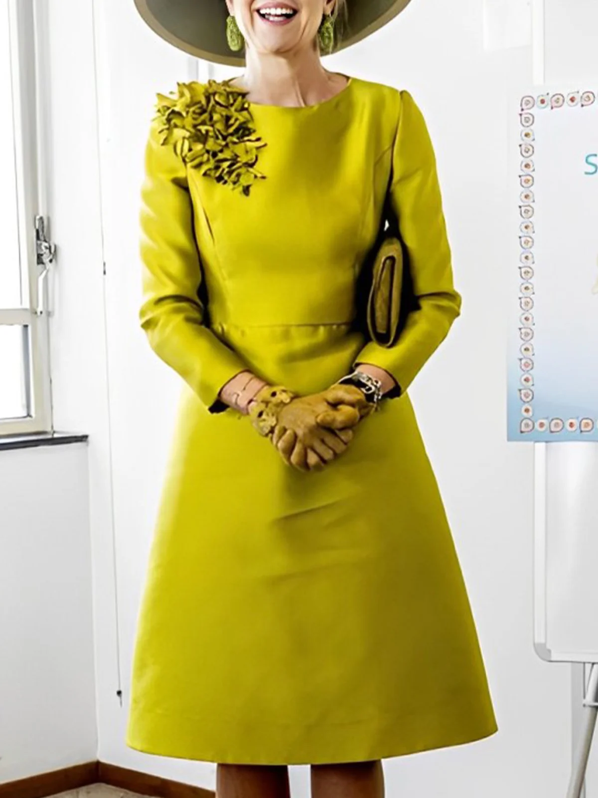 3D Floral Elegant Regular Fit Long Sleeve Dress