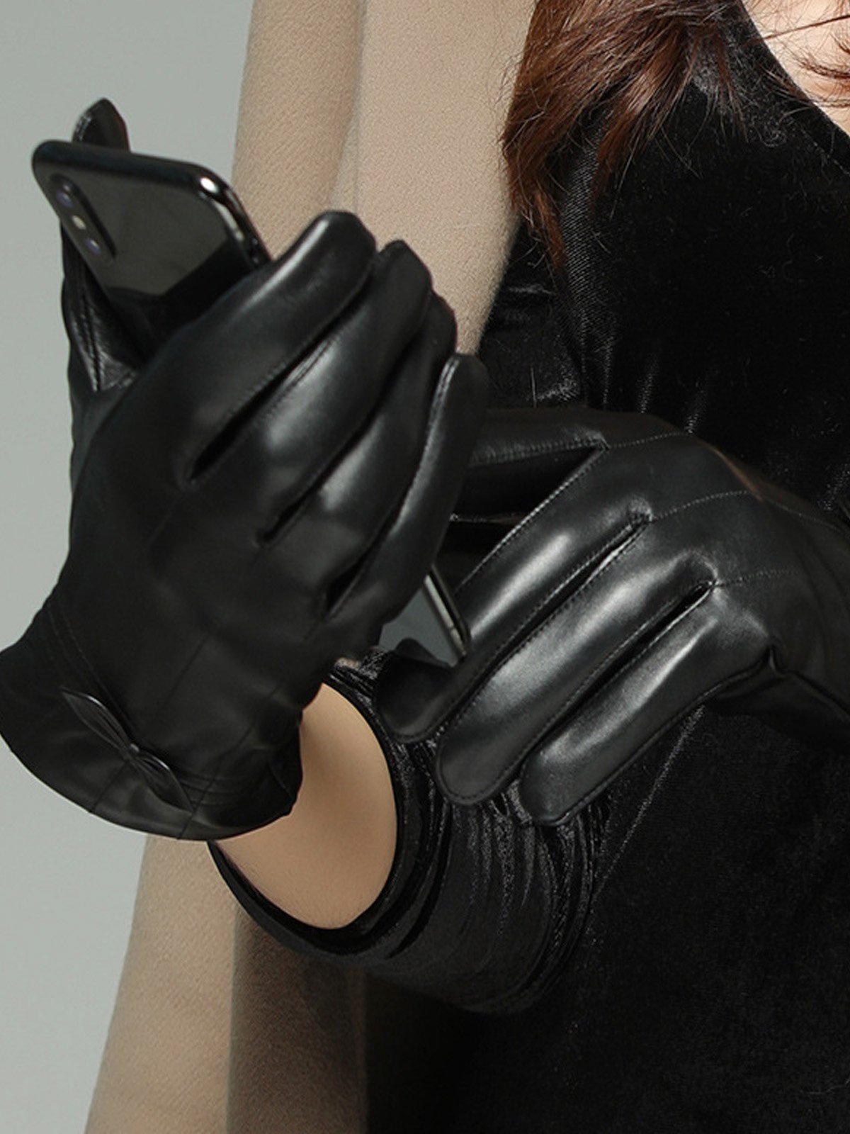 Sheepskin Padded Warm Windproof Gloves