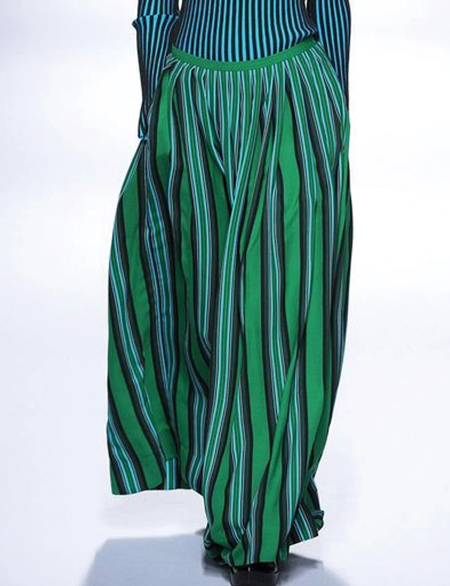 Urban Loose Striped Pockets Maxi Skirt