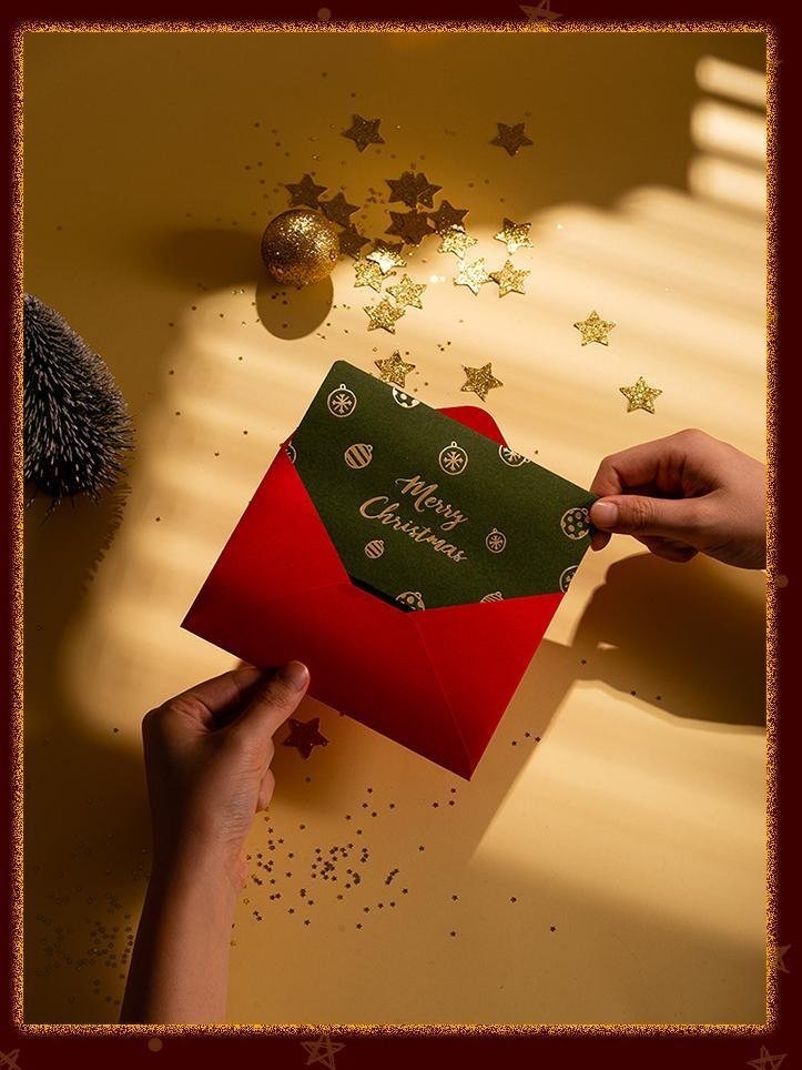 Merry Christmas Card Thoughtful Gift Idea for Friends and Family (1 Card With Envelope)