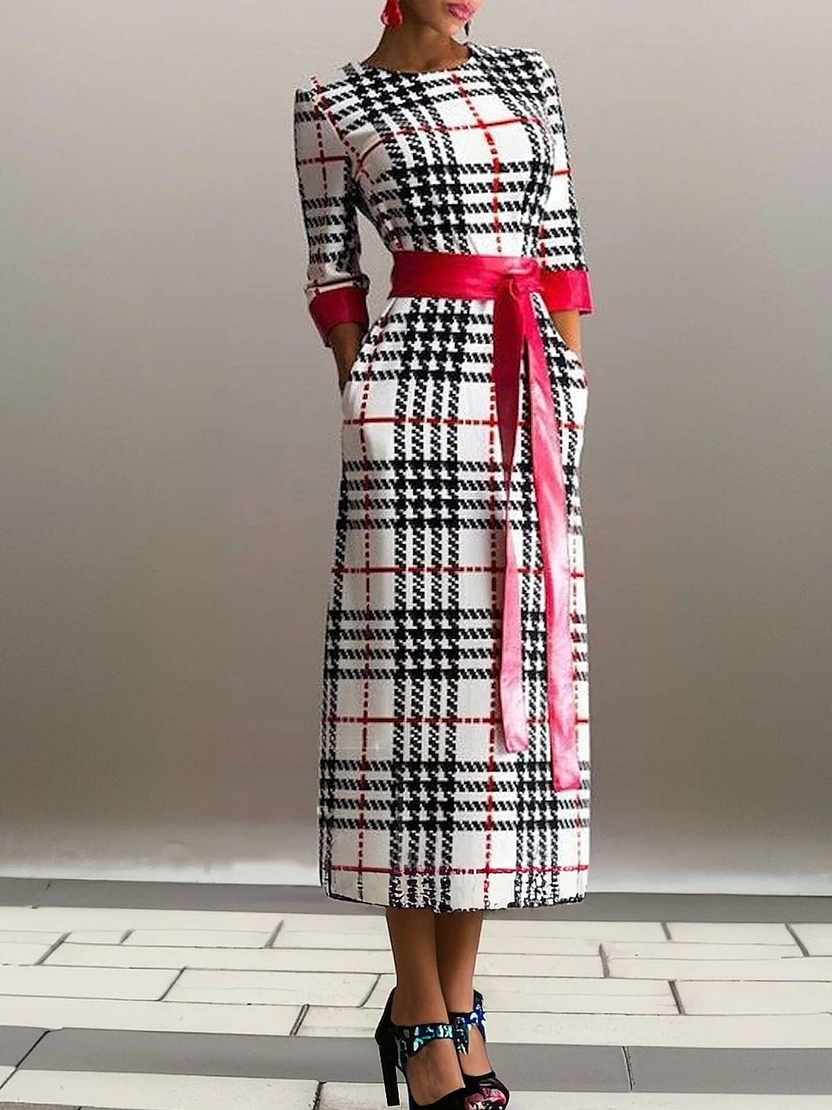 Elegant Plaid Maxi Dress With Belt