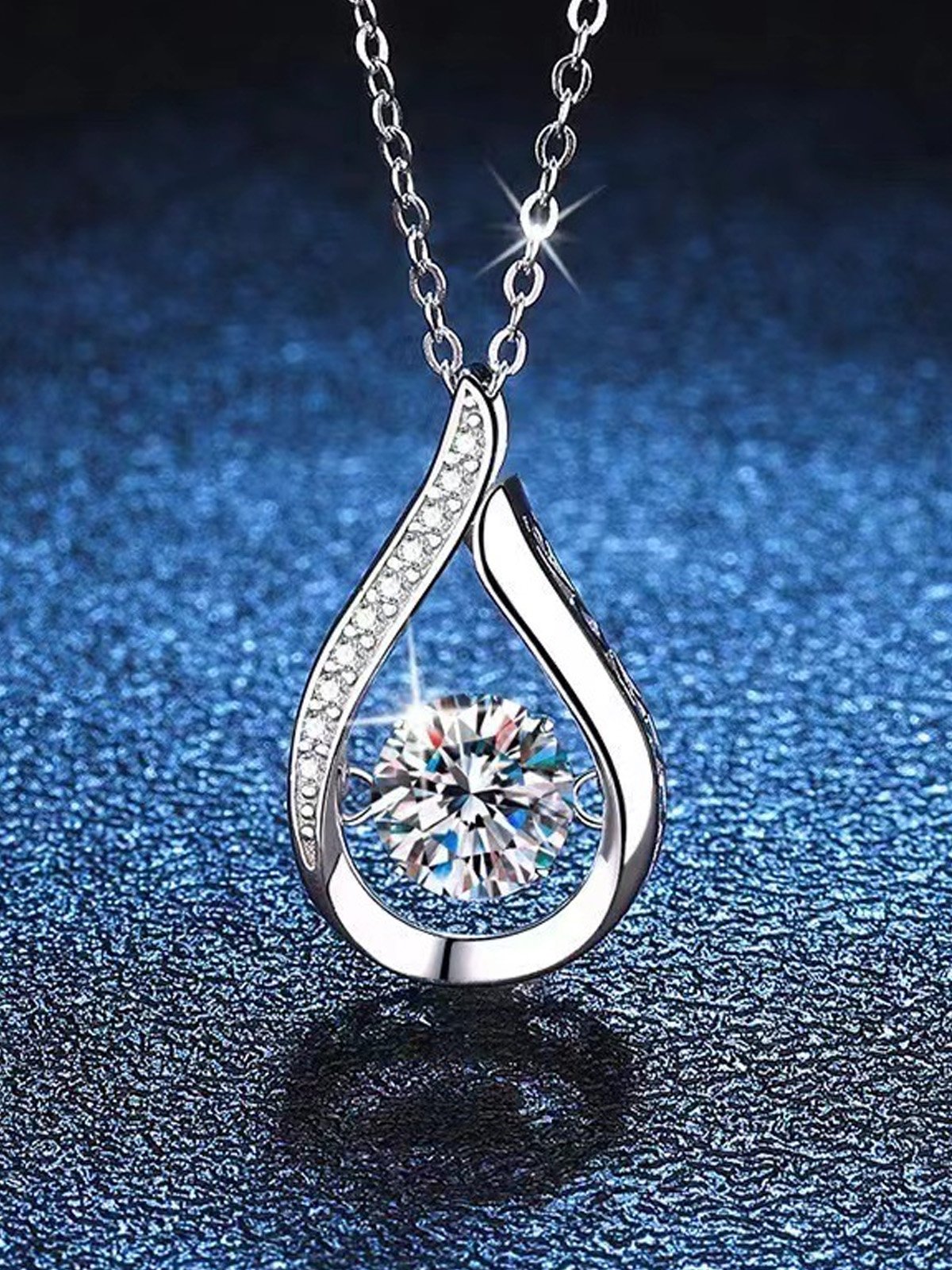 Elegant Prom Pendant Necklaces Plain