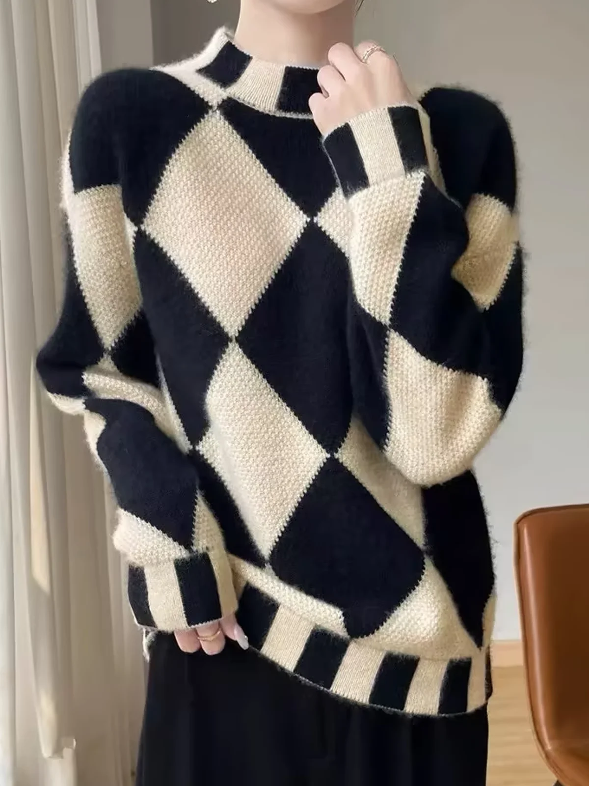 Medium Elasticity Geometric Casual  Sweater