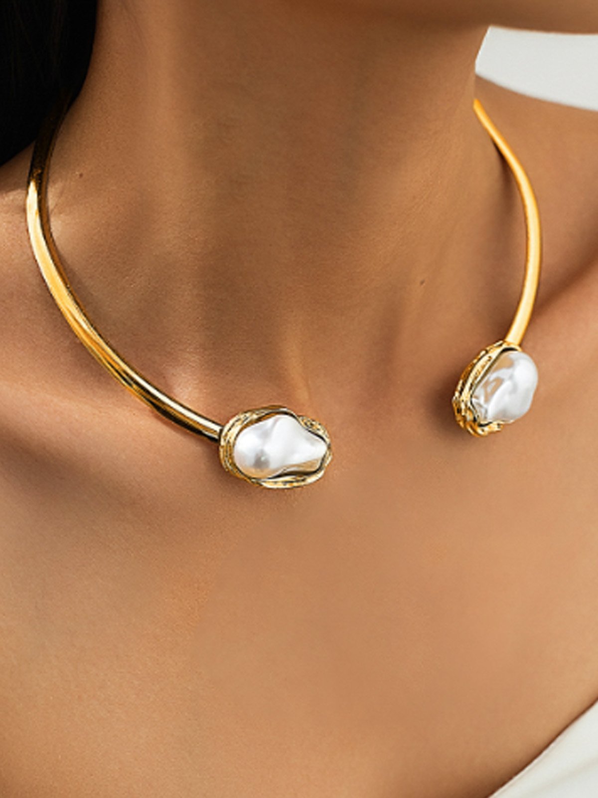 Urban Plain Pearl Statement Necklaces