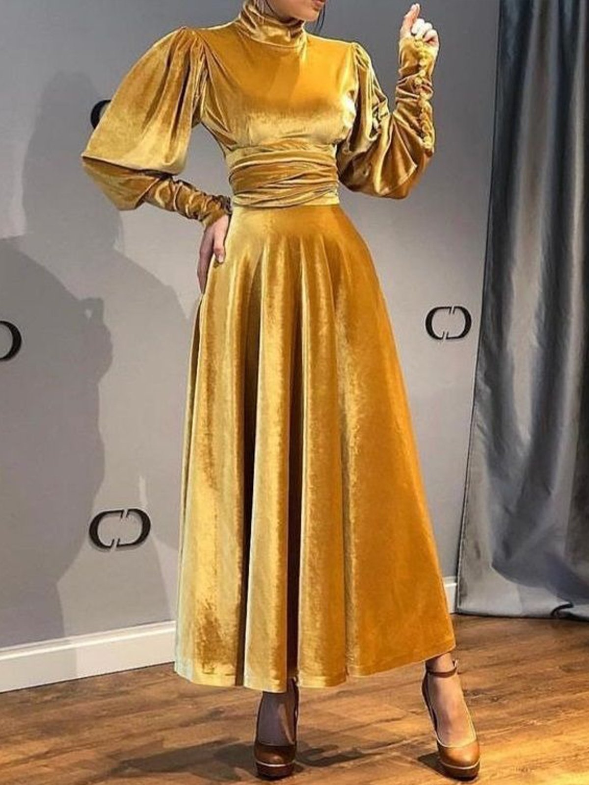 Elegant Velvet Plain Balloon Sleeve Stand Collar Maxi Dress