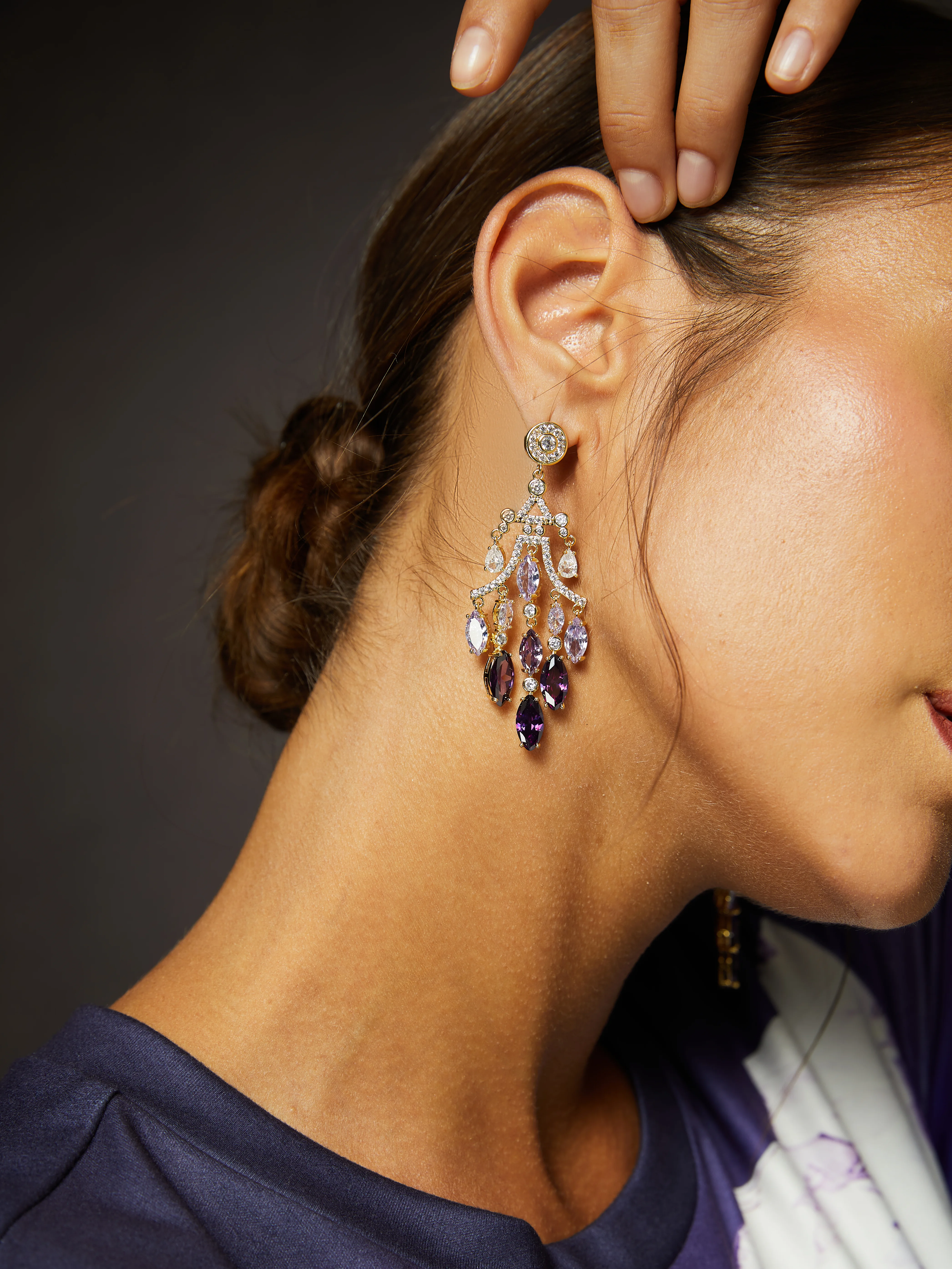 Zircon Inlaid Water Drop Tassel Earrings 