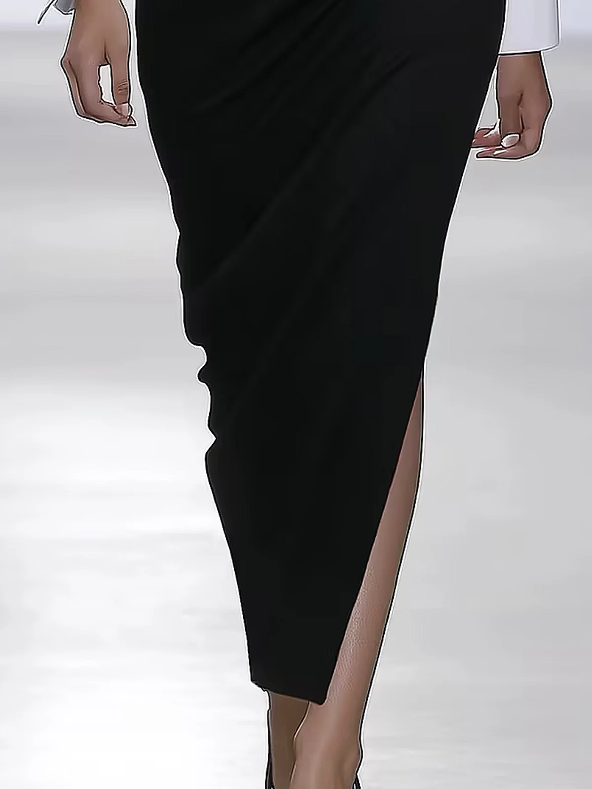 Elegant Side-Slit Plain Maxi Skirt With No Belt