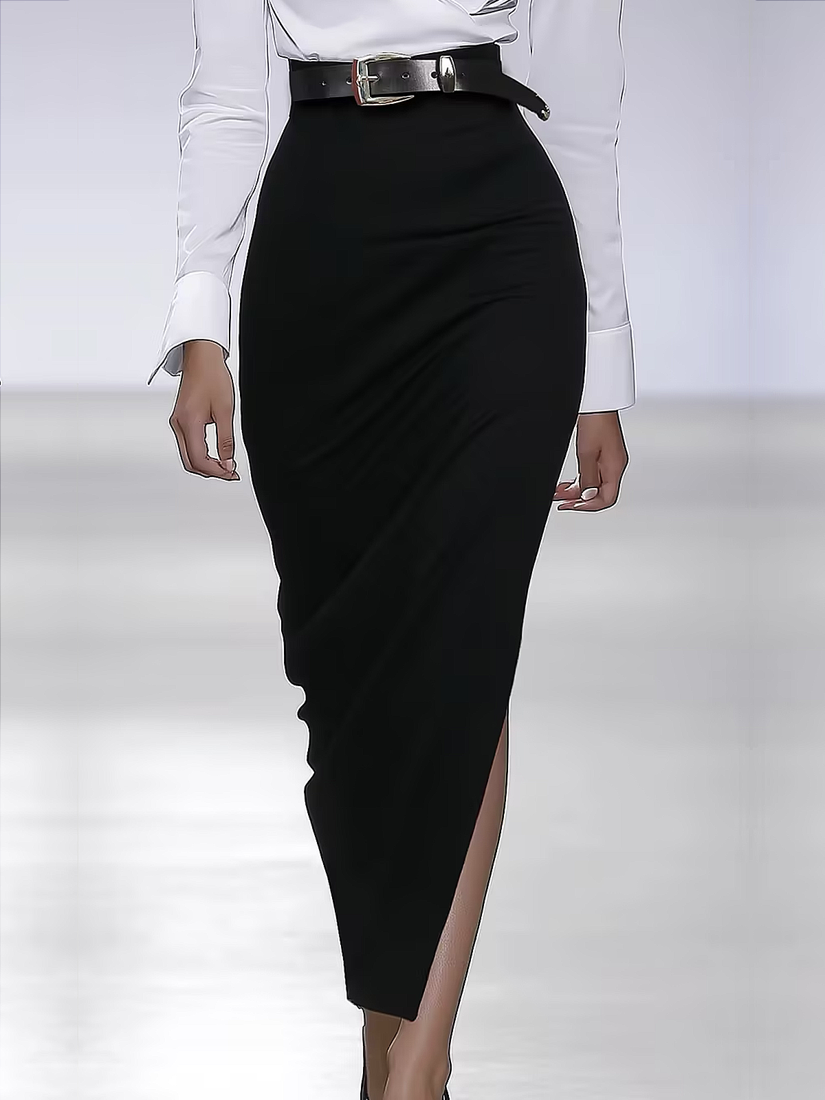 Elegant Side-Slit Plain Maxi Skirt With No Belt