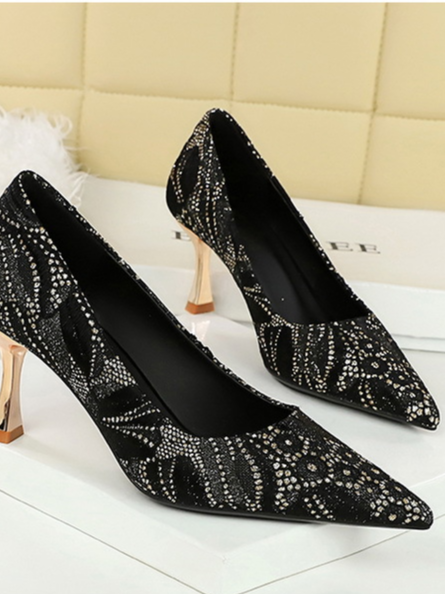 Lace Elegant Geometric All Season Flat