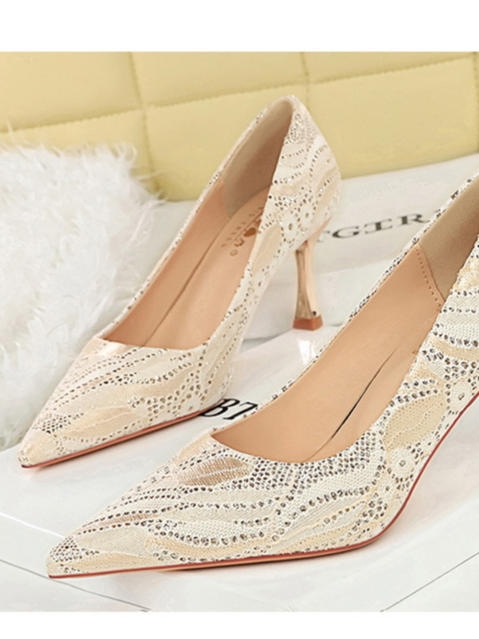 Lace Elegant Geometric All Season Flat