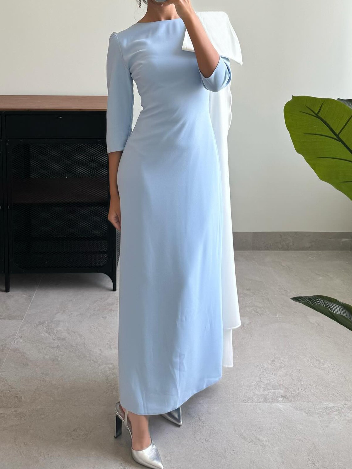 Elegant Plain Bow Crew Neck Maxi Dress