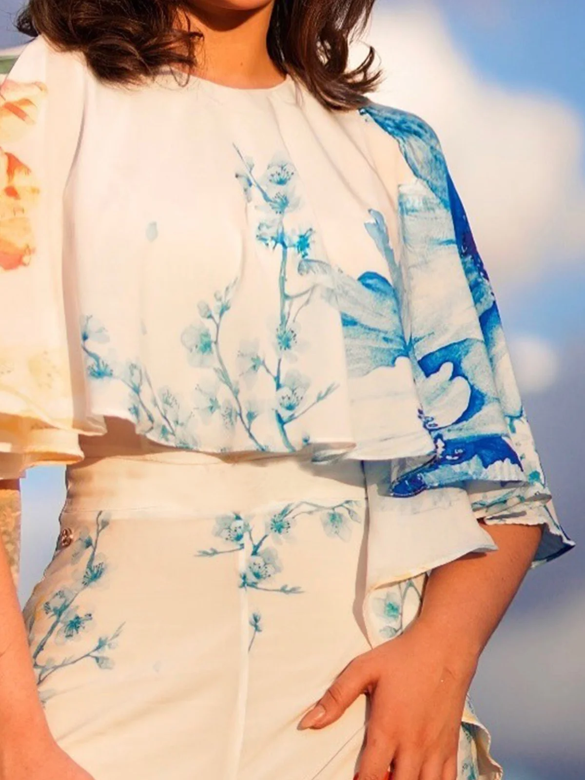 Vacation Floral Crew Neck Raglan Sleeve Blouse