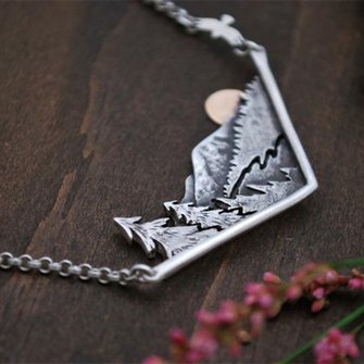 Valley Sunset Nature Necklace