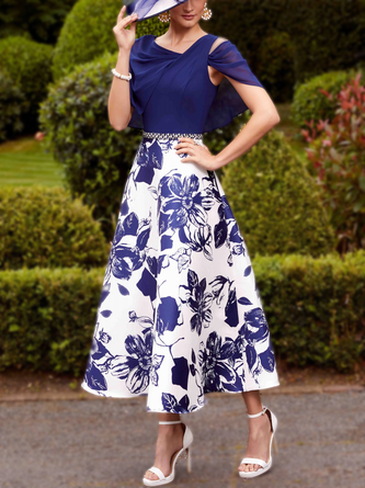 Midi Length Dress With A Line Skirt And Cape