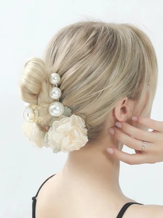 Elegant Faux Pearl Flower Decor Hair Claw