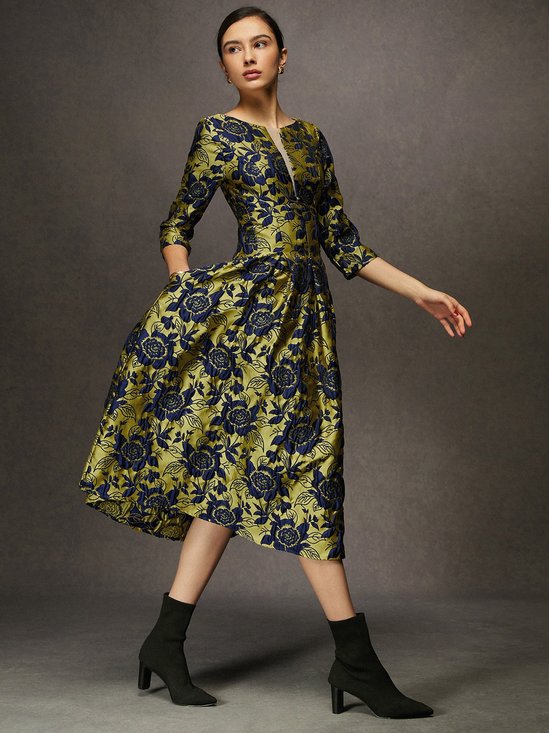 Elegant Floral Midi Dress with Pocket