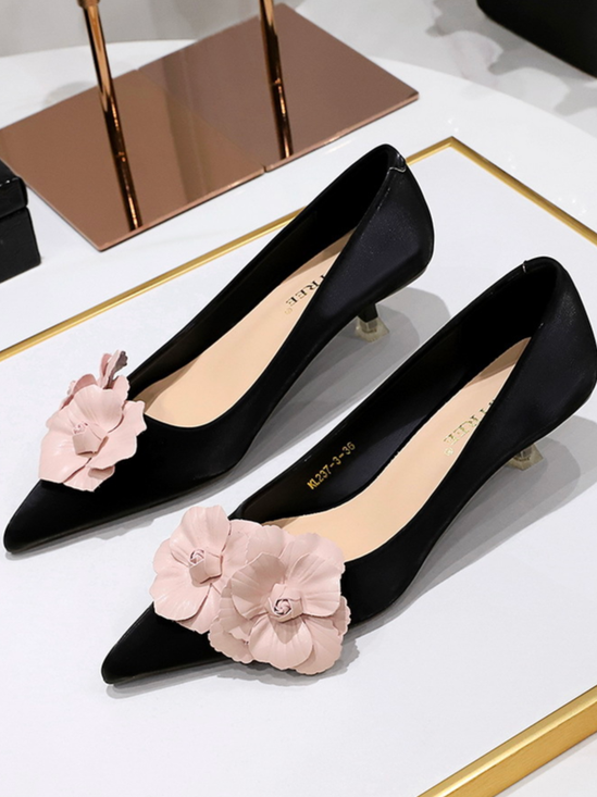 Elegant Leather All Season Floral Shallow Shoes