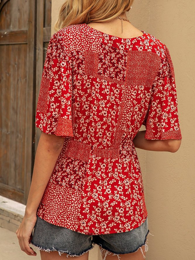 Red Short Sleeve Floral-Print Shift Holiday Top