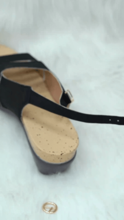 Imitation Pearls Rhinestone Low Heel T-strap Sandals